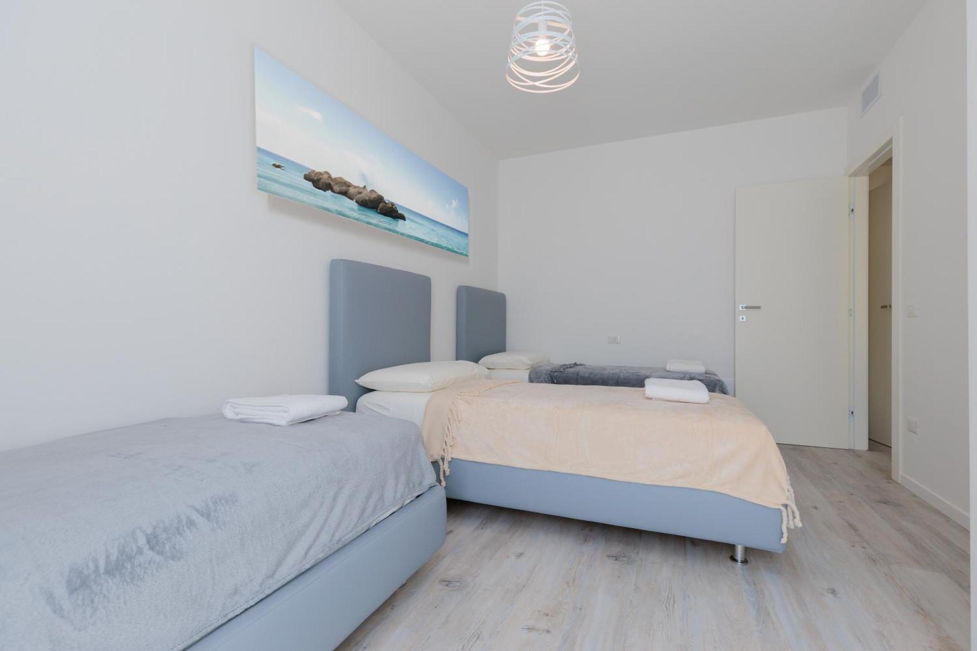 Wave Island! Luxury Resort A Jesolo - Piscina E Park Free! Экстерьер фото